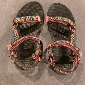 Teva Womans Original Universal Sandel!